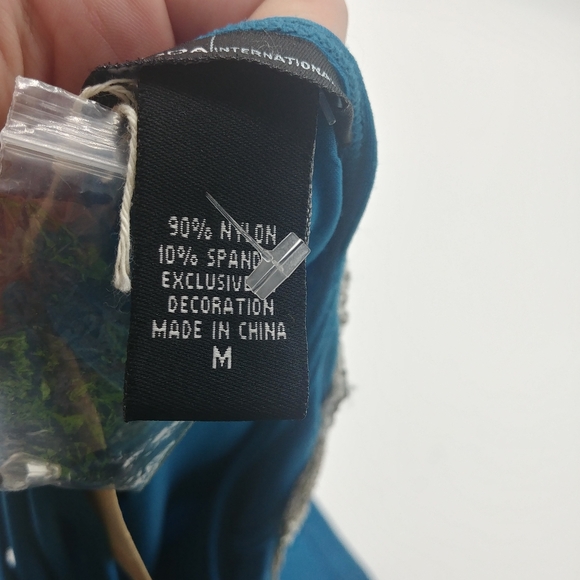 NEW Moda International VS ☆ 90s Y2K Blue Silk Beaded Stretch Tank Blouse Medium - Picture 8 of 16